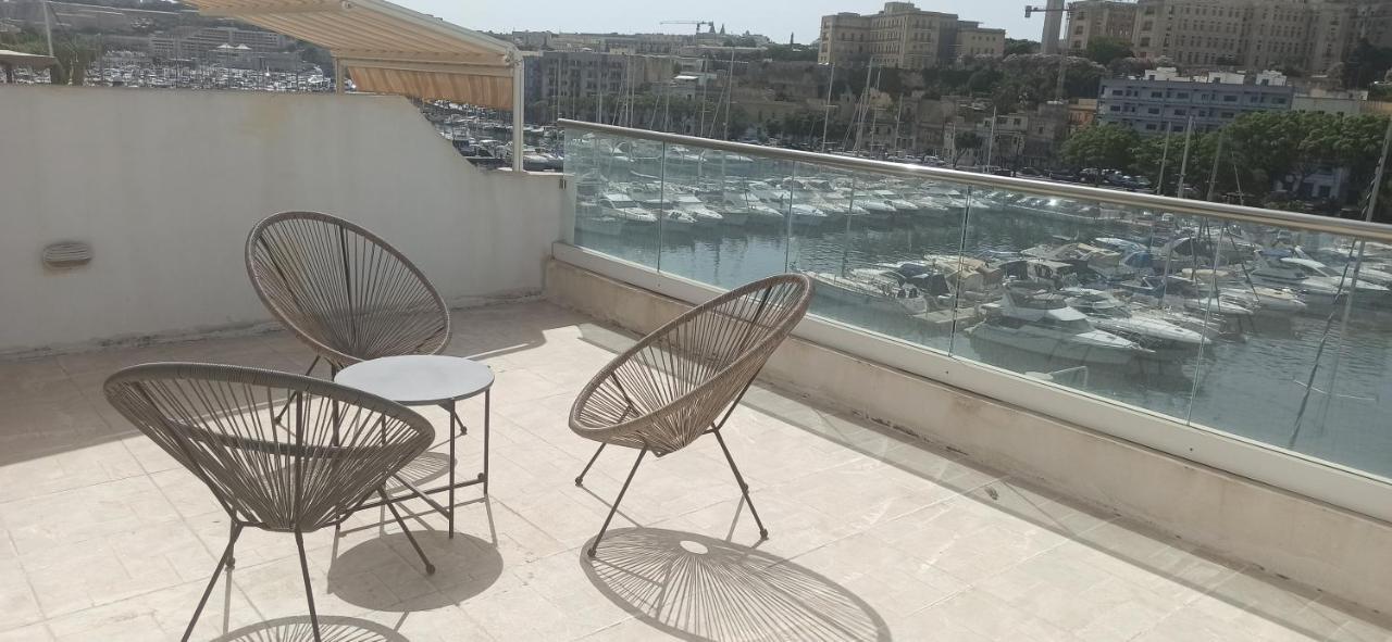 Amazing Sea View Penthouse Near Valletta Мсида Экстерьер фото